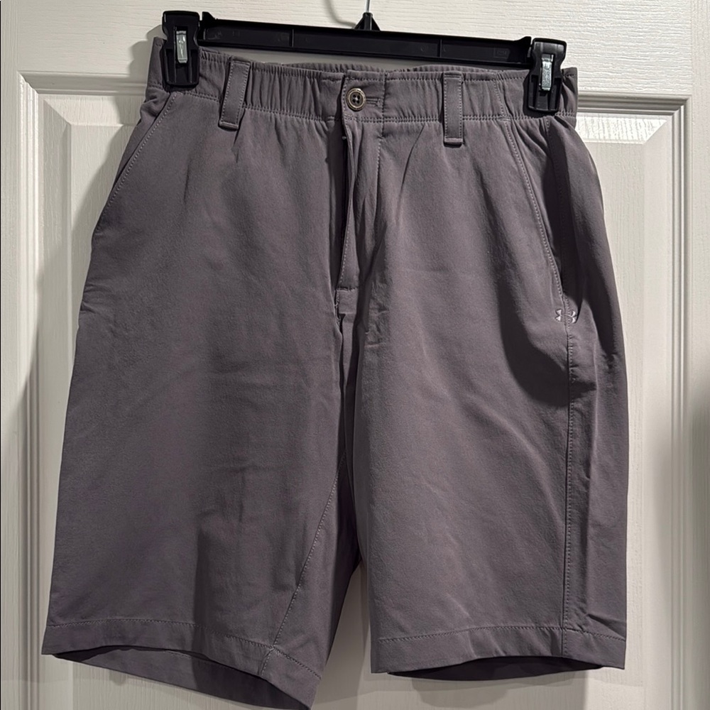 Under Armour Men’s Gray Shorts